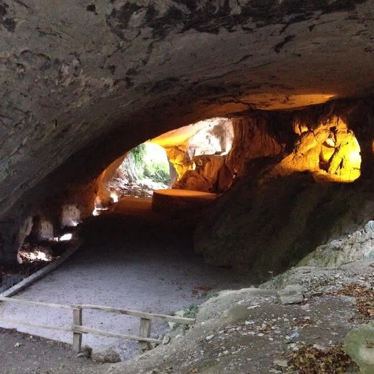 Cueva del Aquelarre